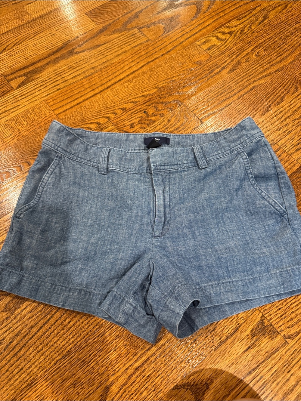 GAP Light Denim-chambray 
 Women's Shorts size 2